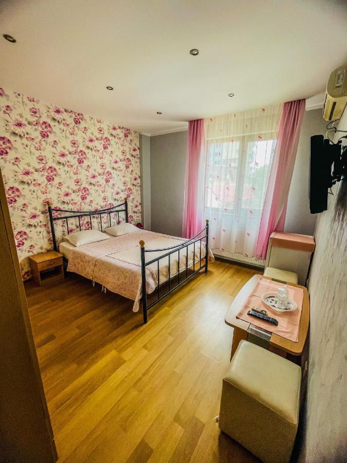 Hotel Vila Orange Năvodari Zewnętrze zdjęcie