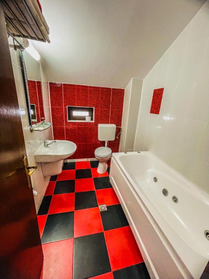 Hotel Vila Orange Năvodari Zewnętrze zdjęcie